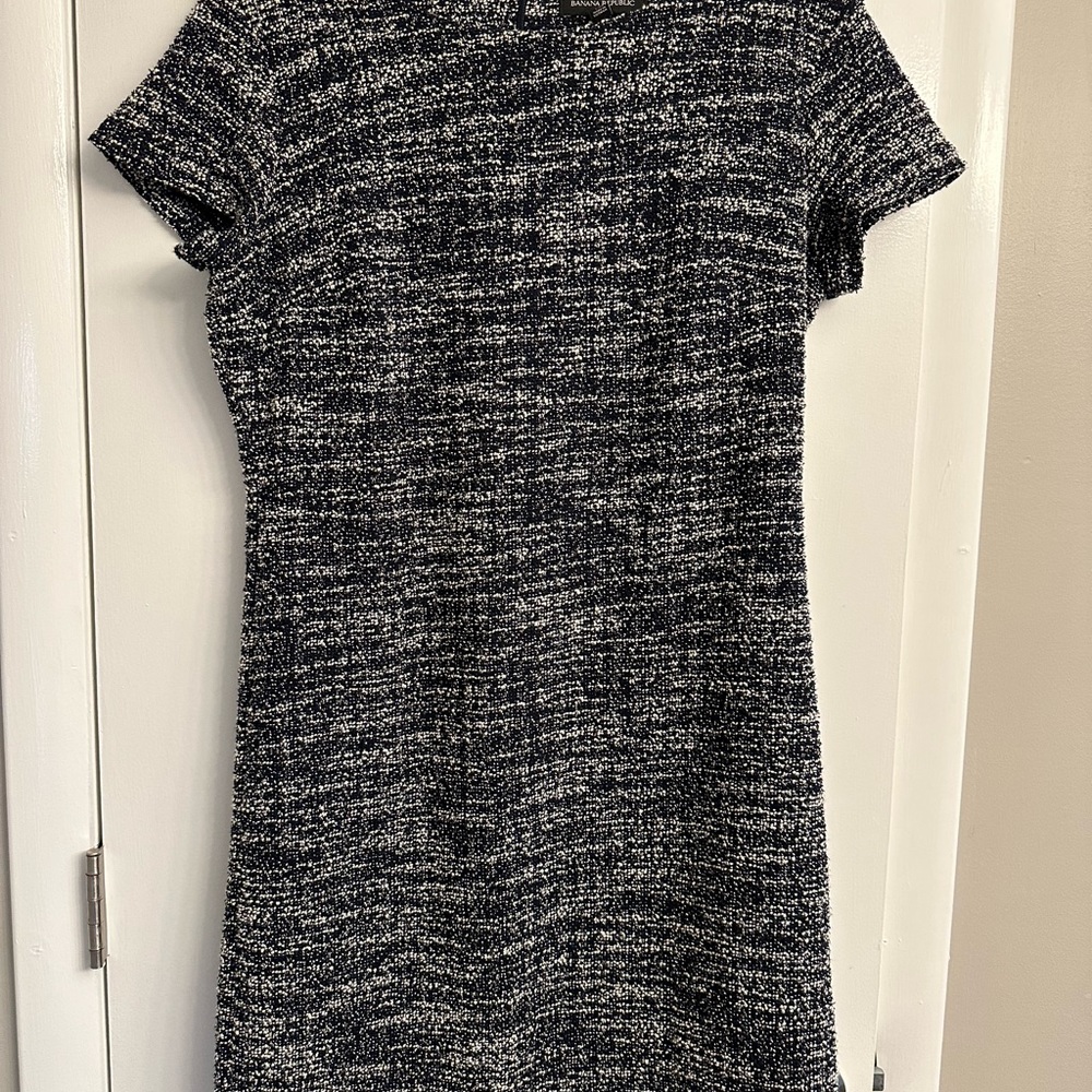 Banana Republic Size 10 Dress in Navy and Speckled White